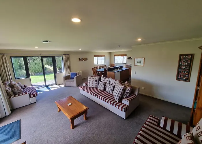 Mountain View Hideaway